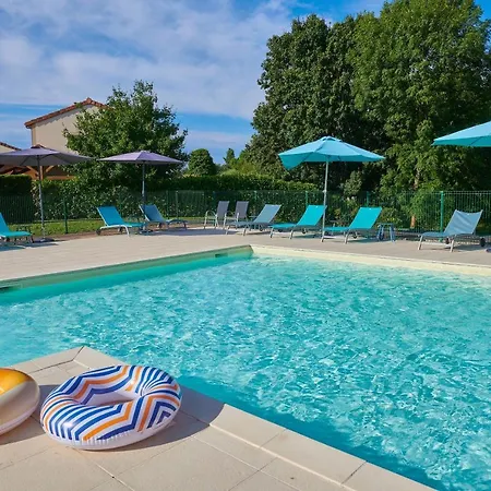 Francecomfort - L'aveneau Vieille Vigne Holiday park *