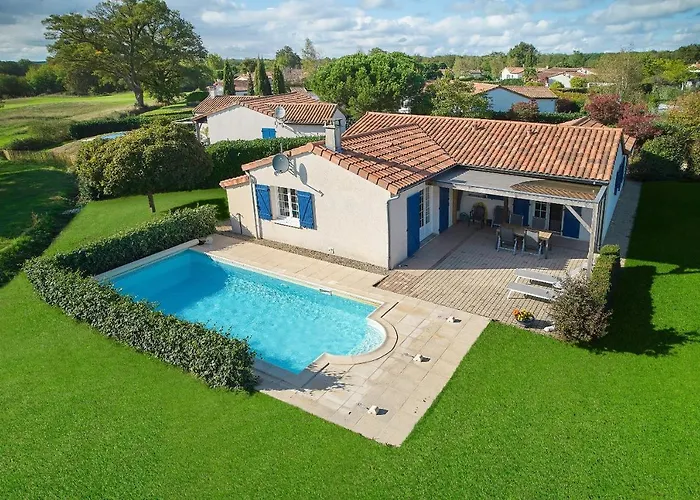 Aldeamento Turístico Francecomfort - L'aveneau Vieille Vigne