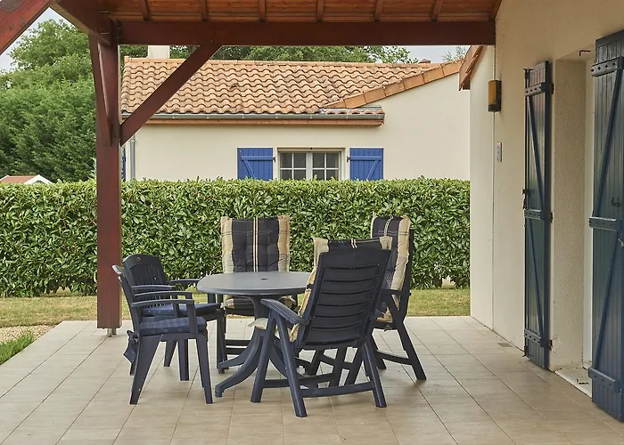 Francecomfort - L'aveneau Vieille Vigne * Les Forges (Deux-Sevres)