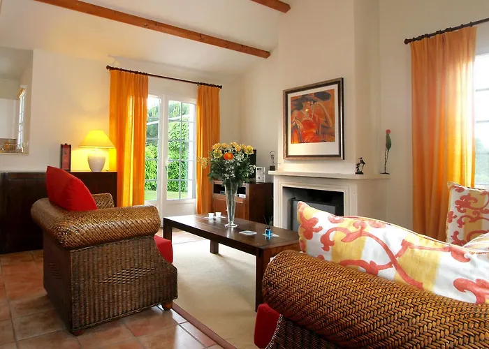 Francecomfort - L'aveneau Vieille Vigne * Les Forges (Deux-Sevres)